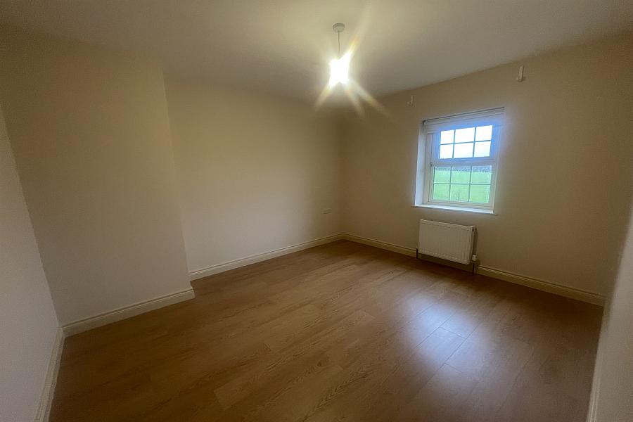 10 Churchview, Eskra