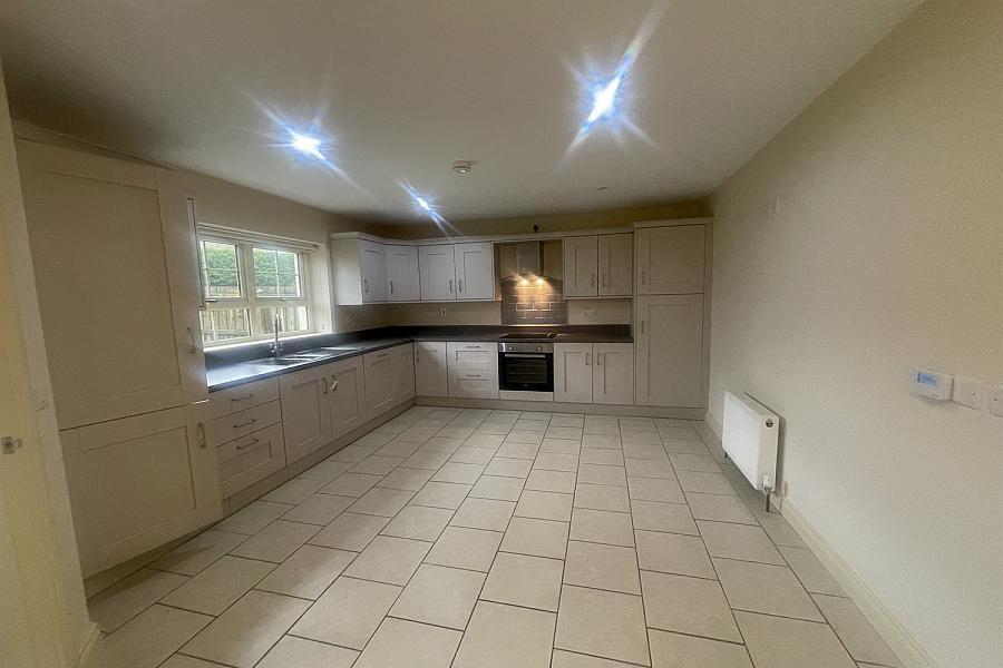 10 Churchview, Eskra