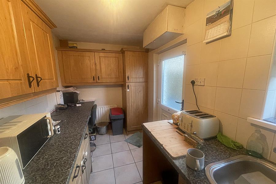 17 Knockview Gardens