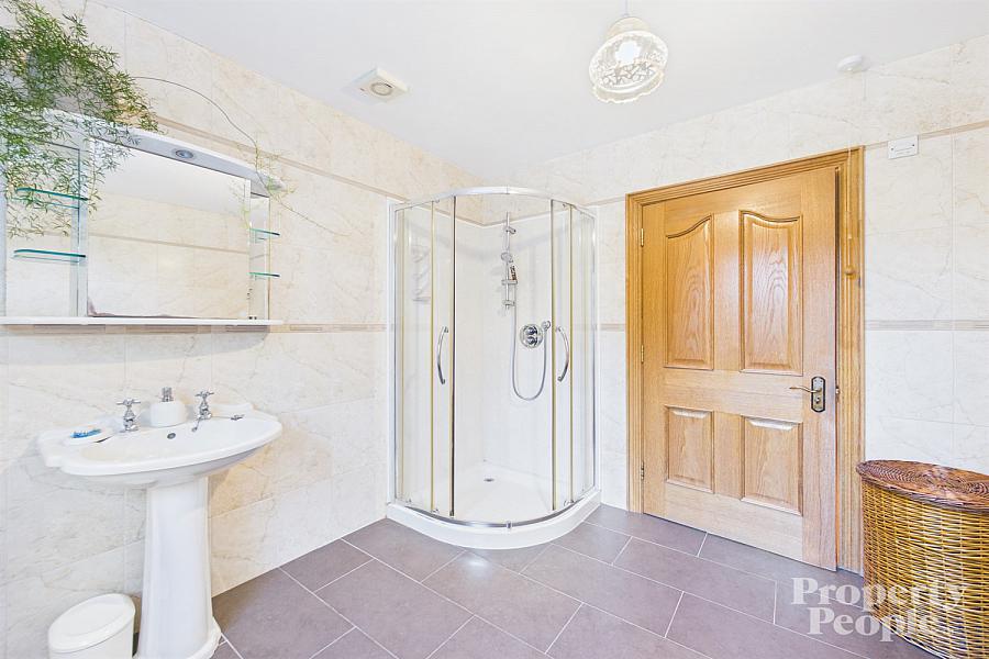 166 Killadroy Road, Eskra
