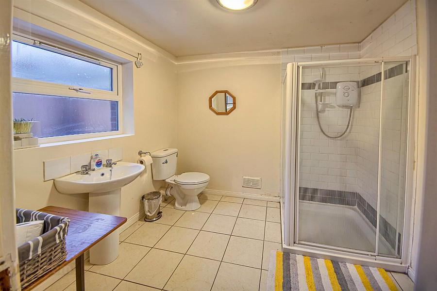 Room 1, 40 Nansen Street