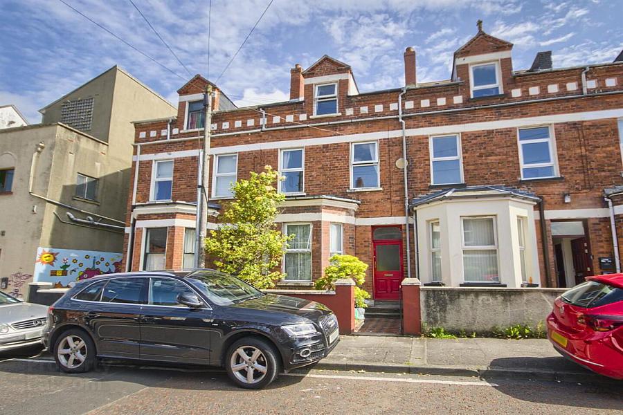 Room 5, 4 Candahar Street