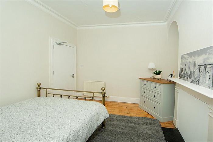 Room 5, 16 Cedar Avenue, 16 cedar avenue, belfast, BT15 5AS