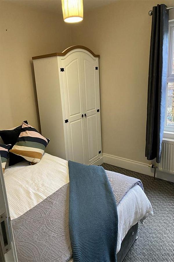 Room 3.1, 16 Cedar Avenue