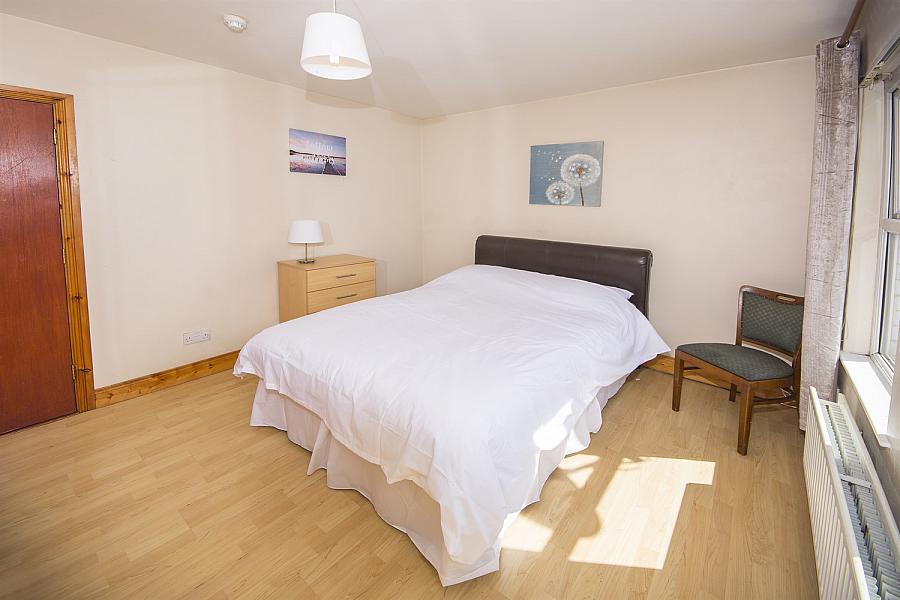 Room 3, 185 Dunluce Avenue