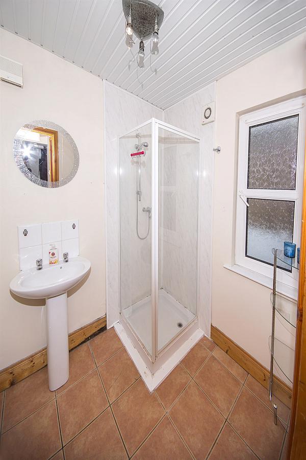 Room 3, 185 Dunluce Avenue