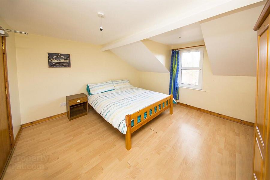 Room 5, 56 Delhi Street