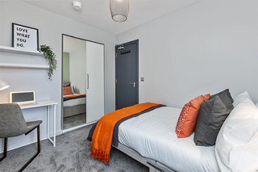 Room 2,166 Woodstock Road