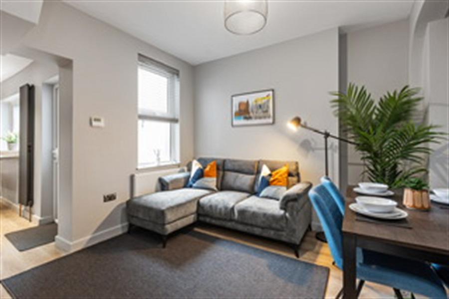 Room 2,166 Woodstock Road