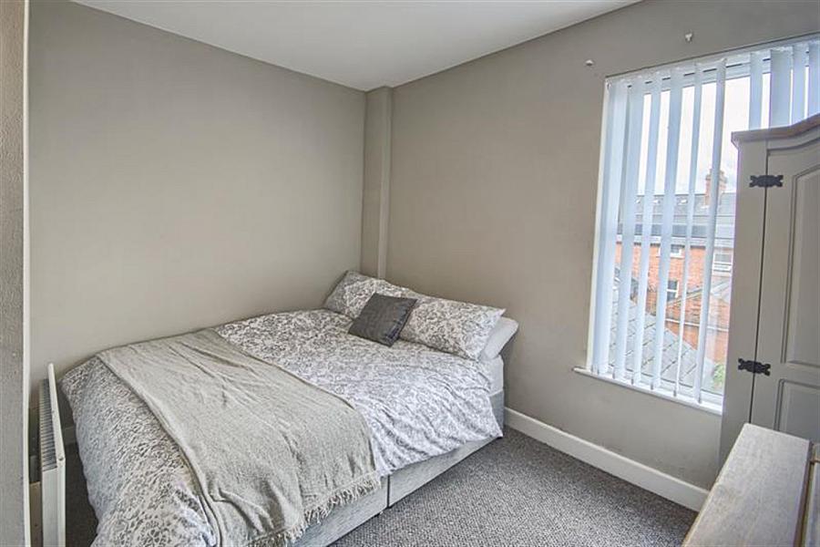 Room 6, 157 University Street