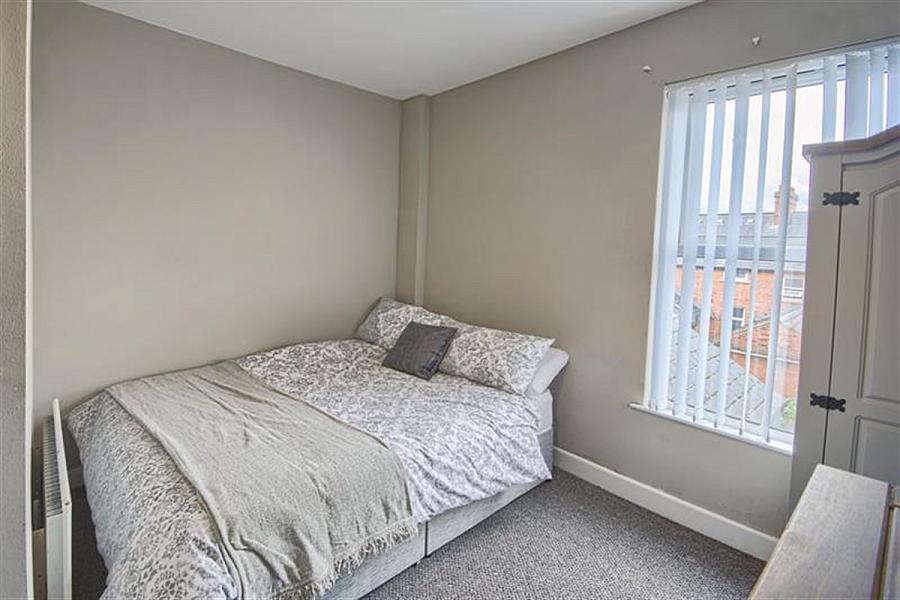 Room 6, 157 University Street