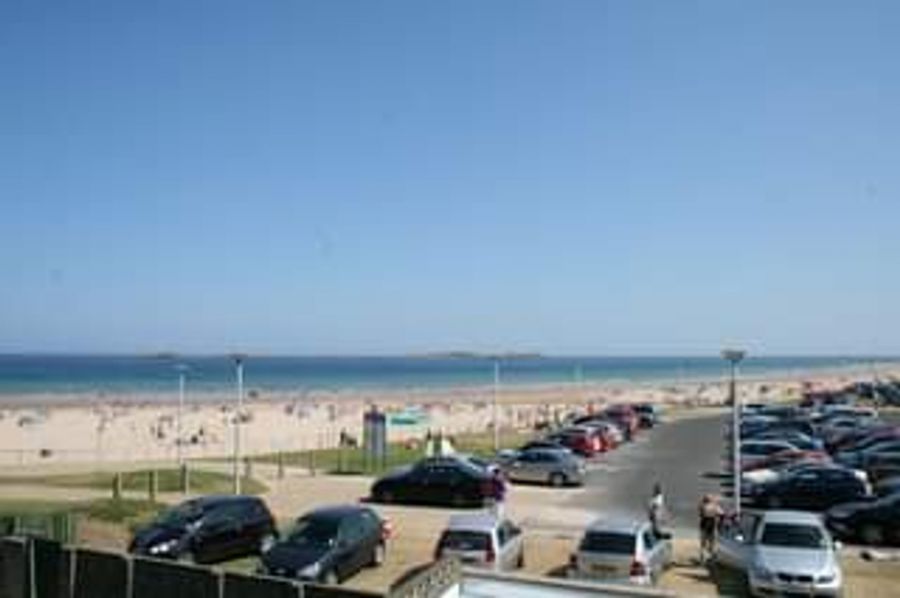 Holiday Rental Apartment 7 Sandune Court