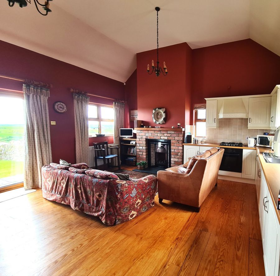 SHORT TERM RENTAL, 5 Aird Clachan SHORT TERM RENTAL, 5 Aird Clachan