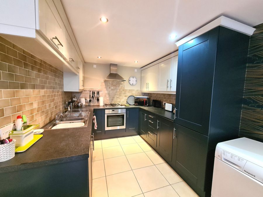 Holiday Let 8 Peninsula Apartments