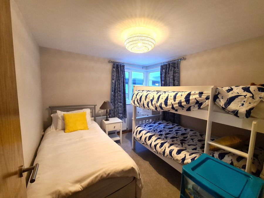 Holiday Let 8 Peninsula Apartments