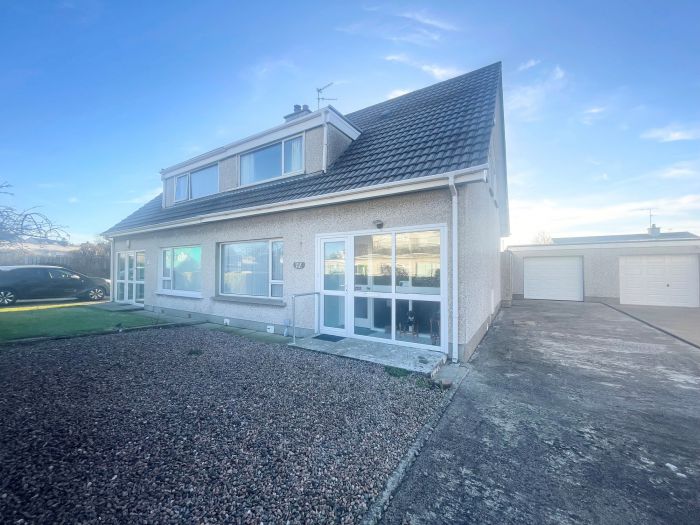 12 Glen Crescent, portrush, BT56 8LL