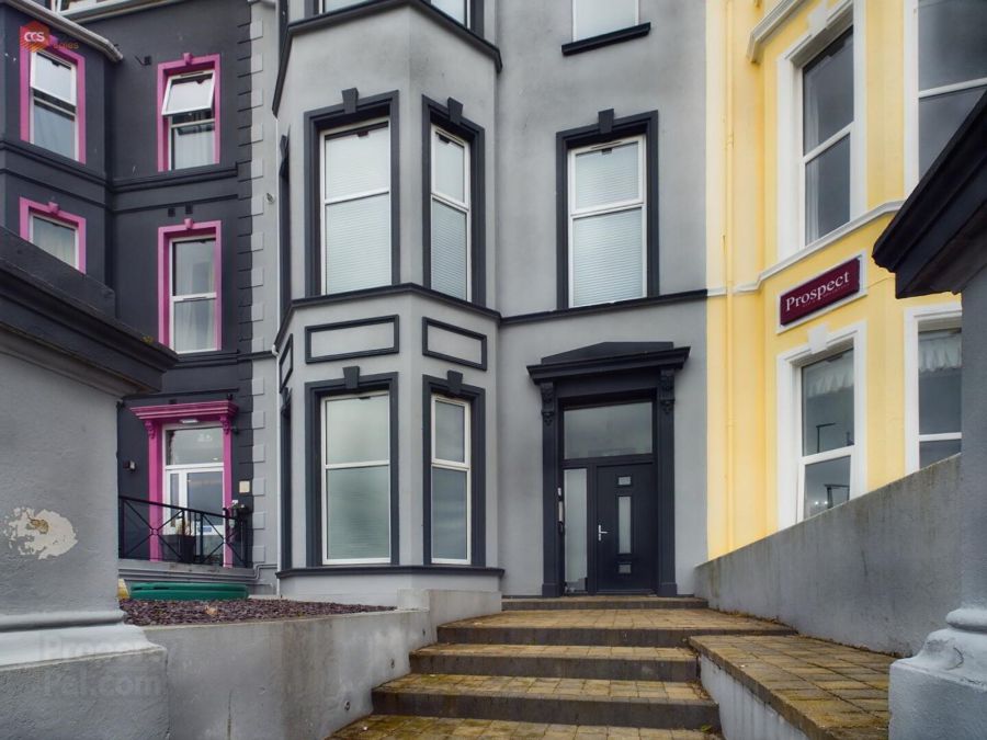 Apt 2 Island View, 19 Lansdowne Crescent