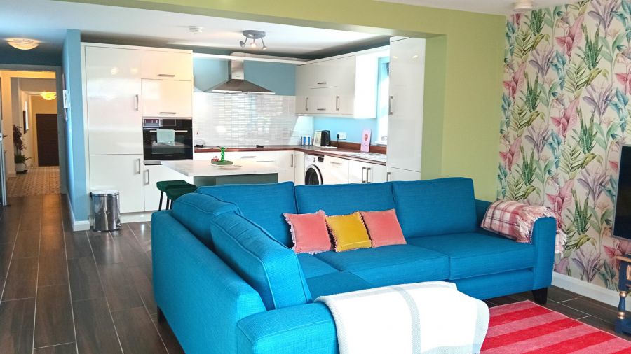 Apt 2 Island View, 19 Lansdowne Crescent