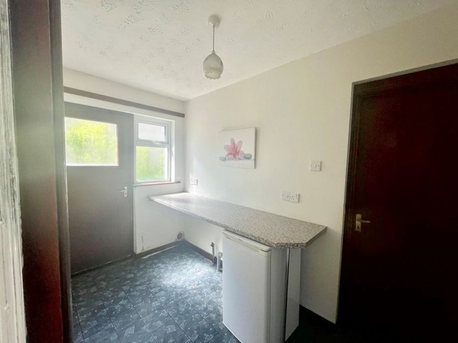 12 Magheramenagh Park