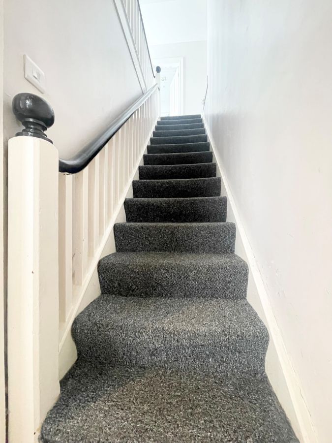 22 Eglinton Lane