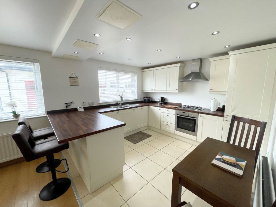 Holiday Let Apt 7 Peninsula Apartments