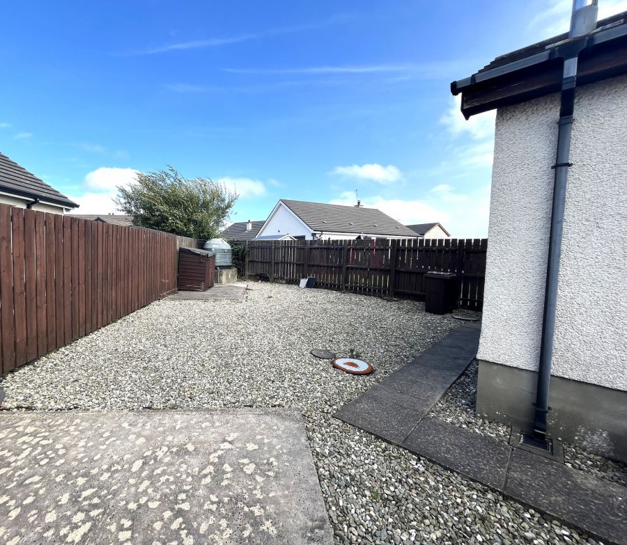 57 Primrose Gardens