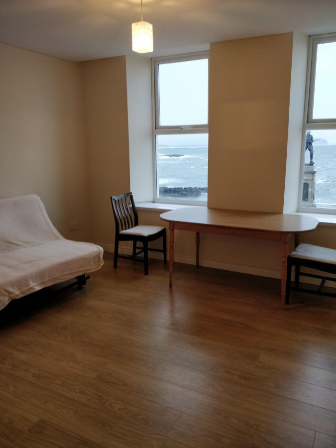Flat 1, 39-41 The Promenade