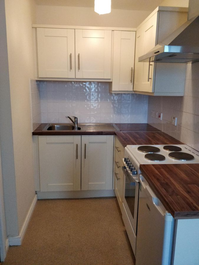 Flat 1, 39-41 The Promenade