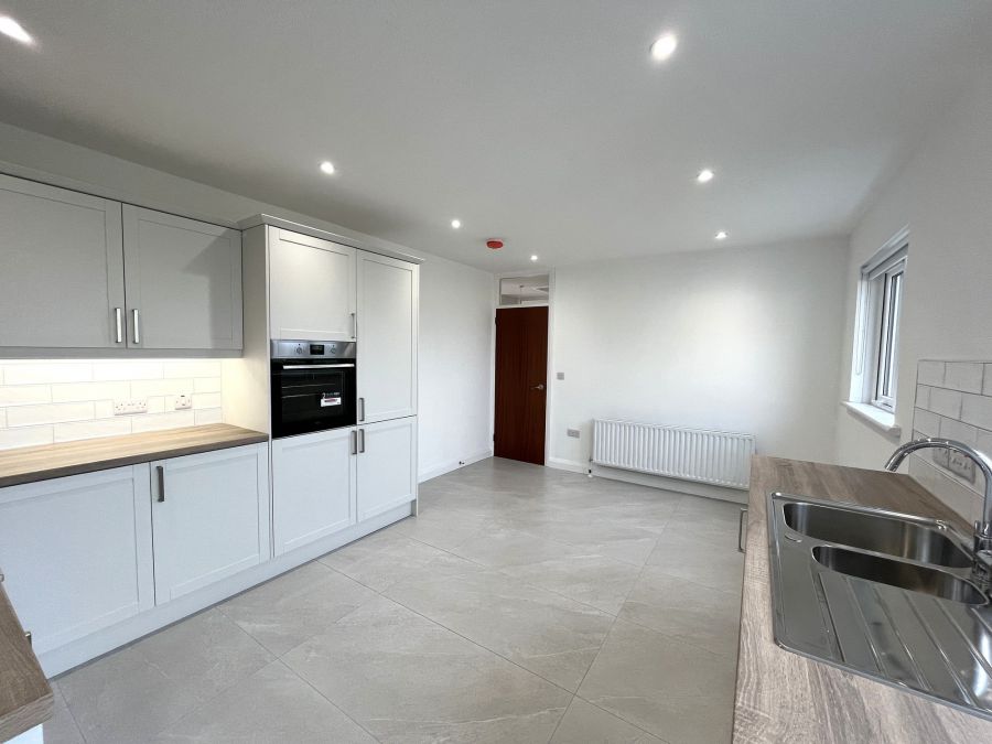 7 Vale Road