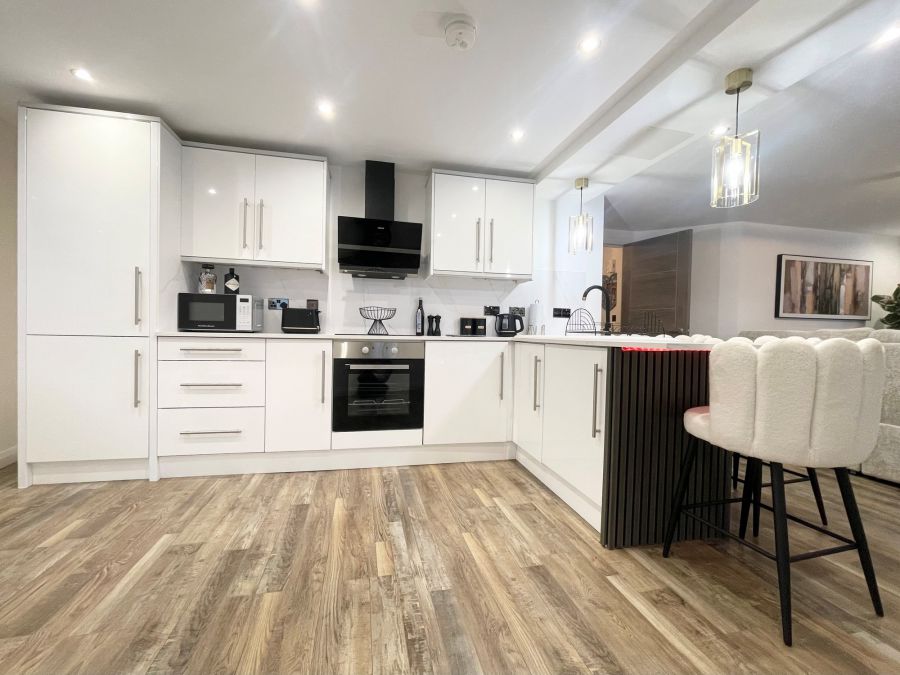 Apartment 15 Peninsula