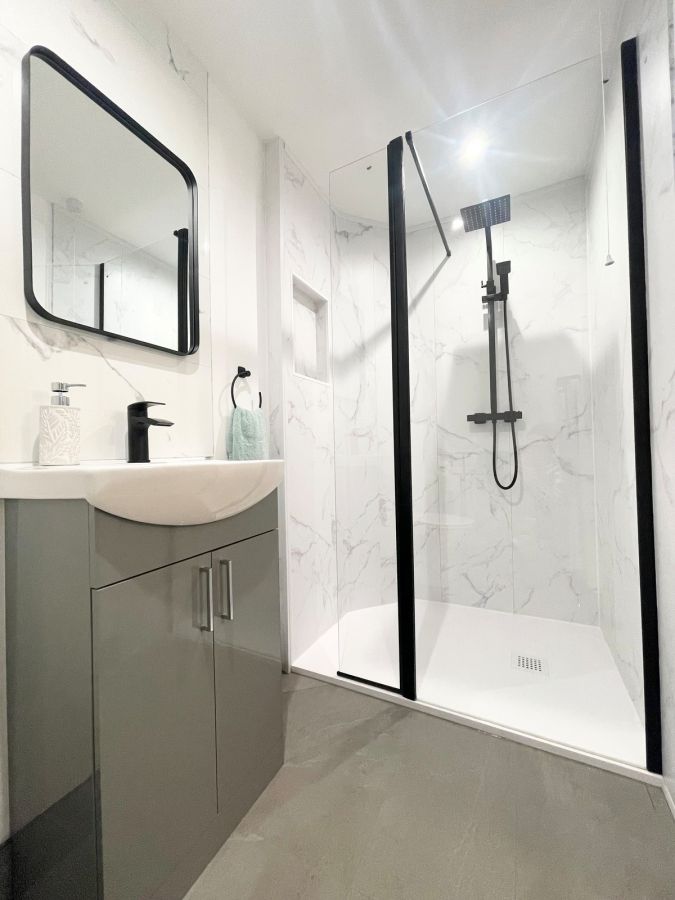 Apartment 15 Peninsula