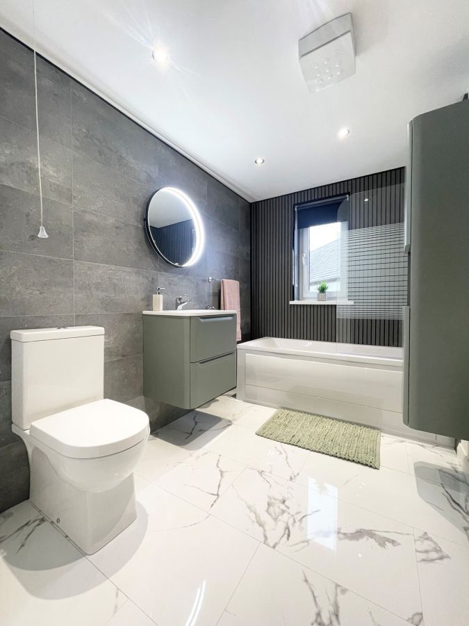 Apartment 15 Peninsula