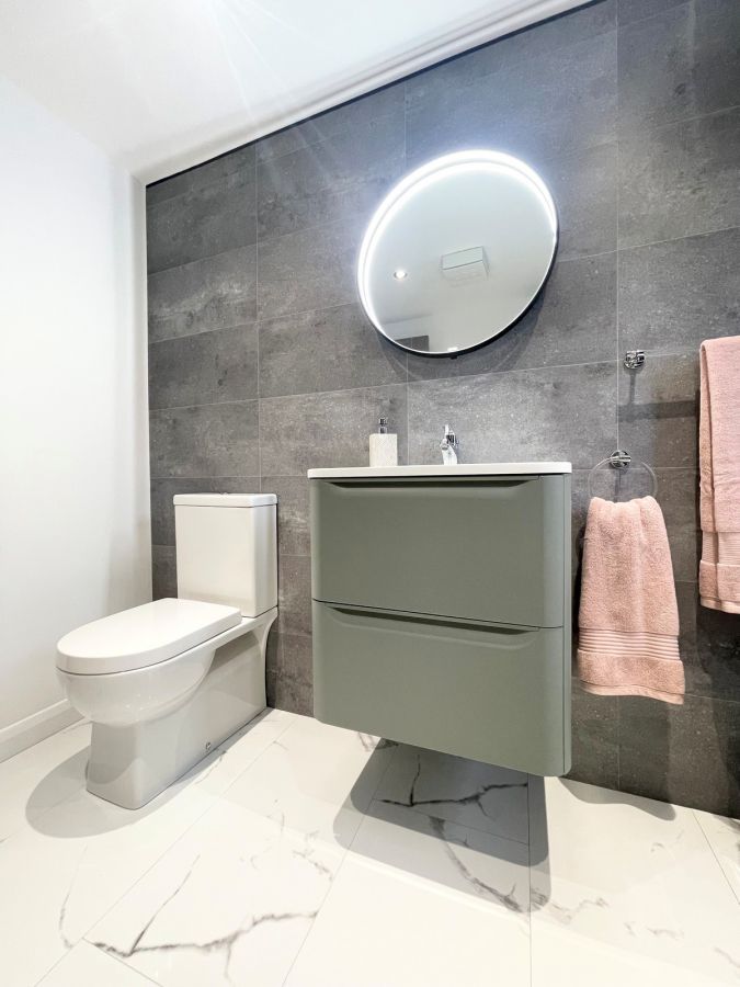 Apartment 15 Peninsula