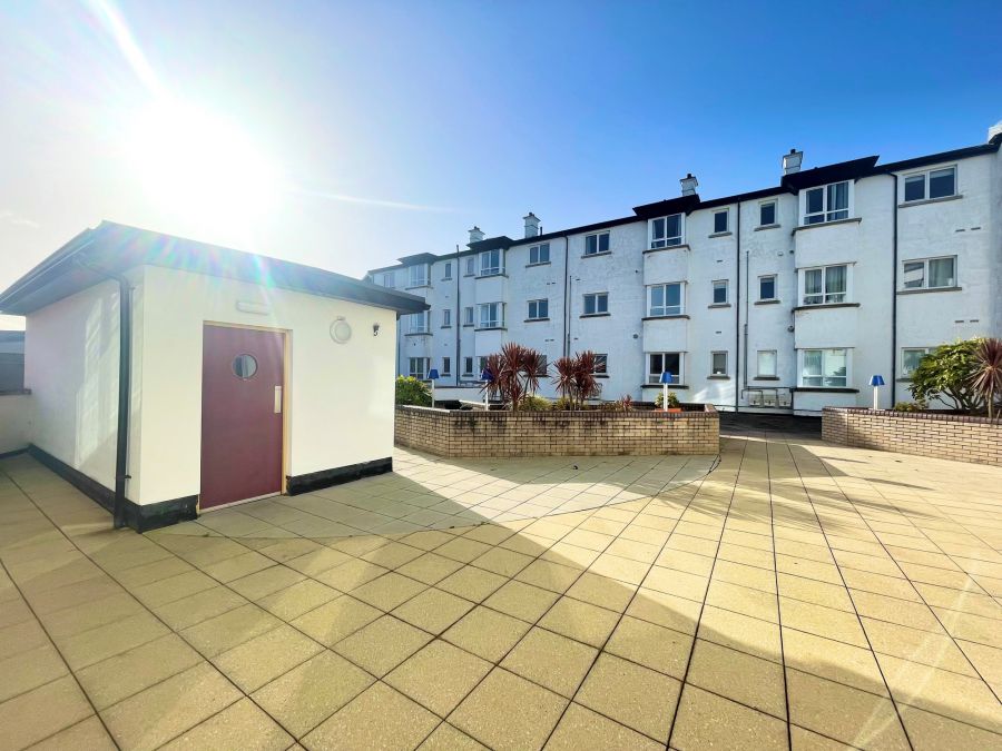 Apartment 15 Peninsula