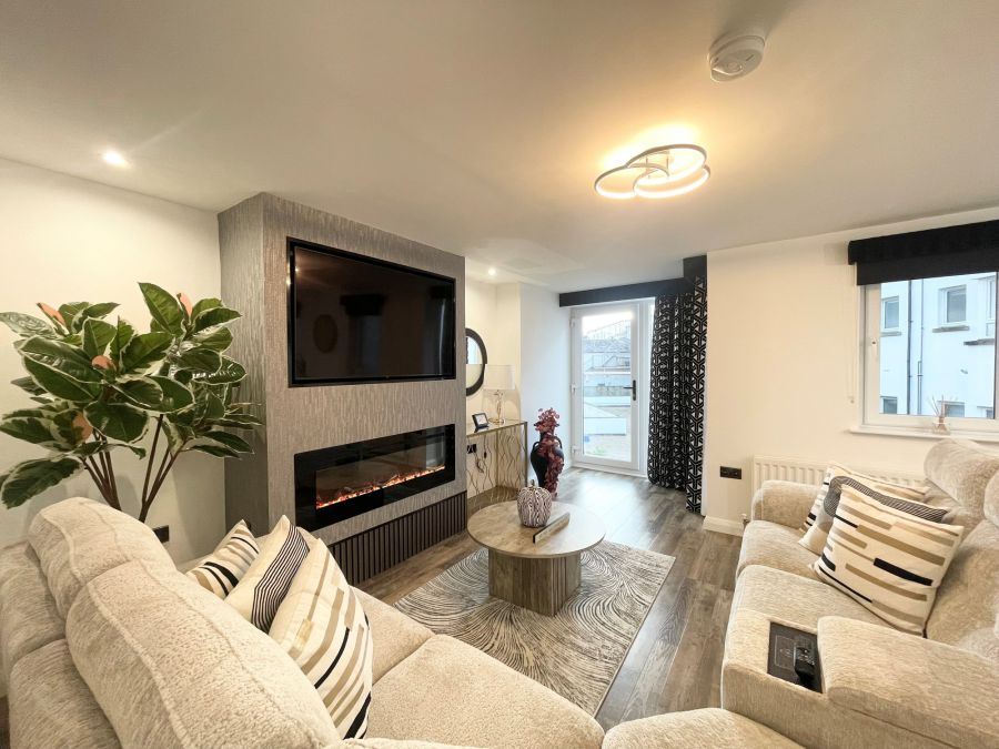 Apartment 15 Peninsula