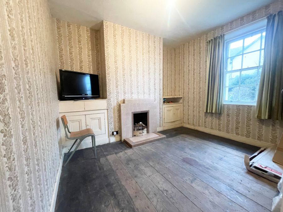 2 Coastguard Cottages