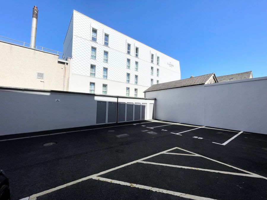 12 West Bay Apartments, 46-50 Mark Street