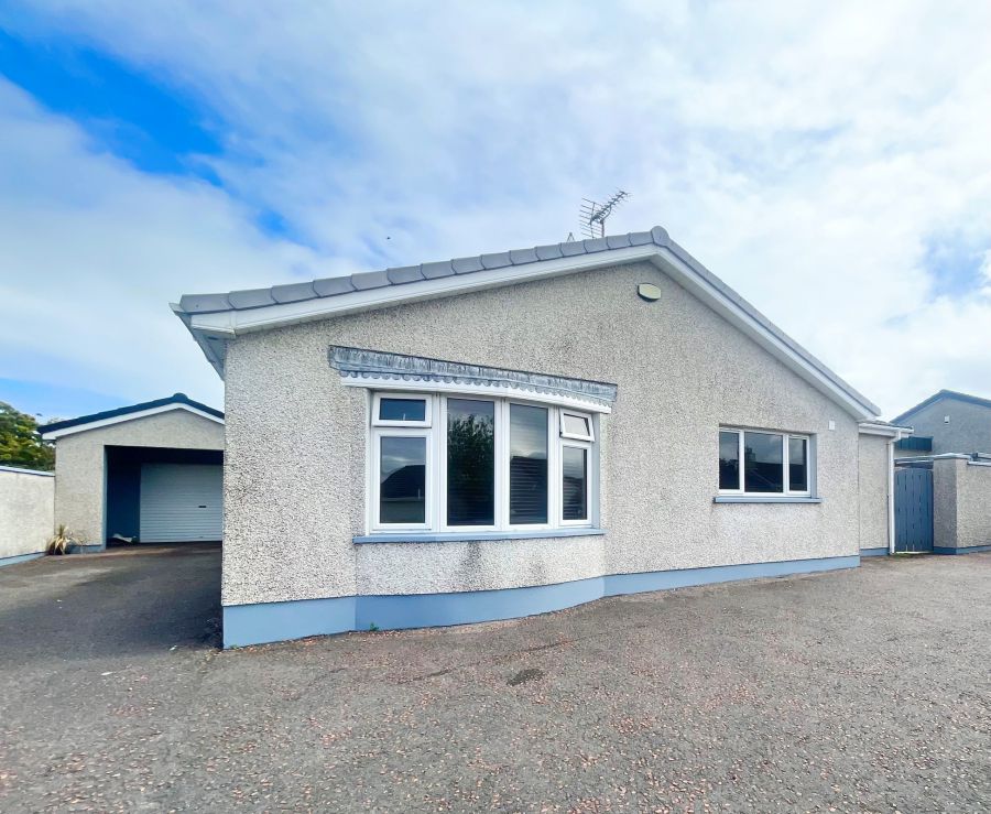 5 Ganiamore Avenue, Portrush, BT56 8EZ