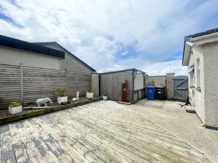 5 Ganiamore Avenue