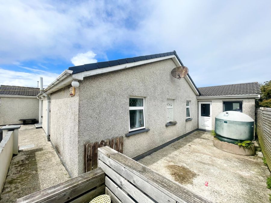 5 Ganiamore Avenue