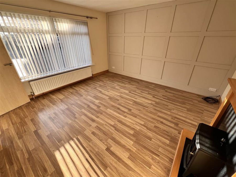 15 Beechdene Crescent 15 Beechdene Crescent