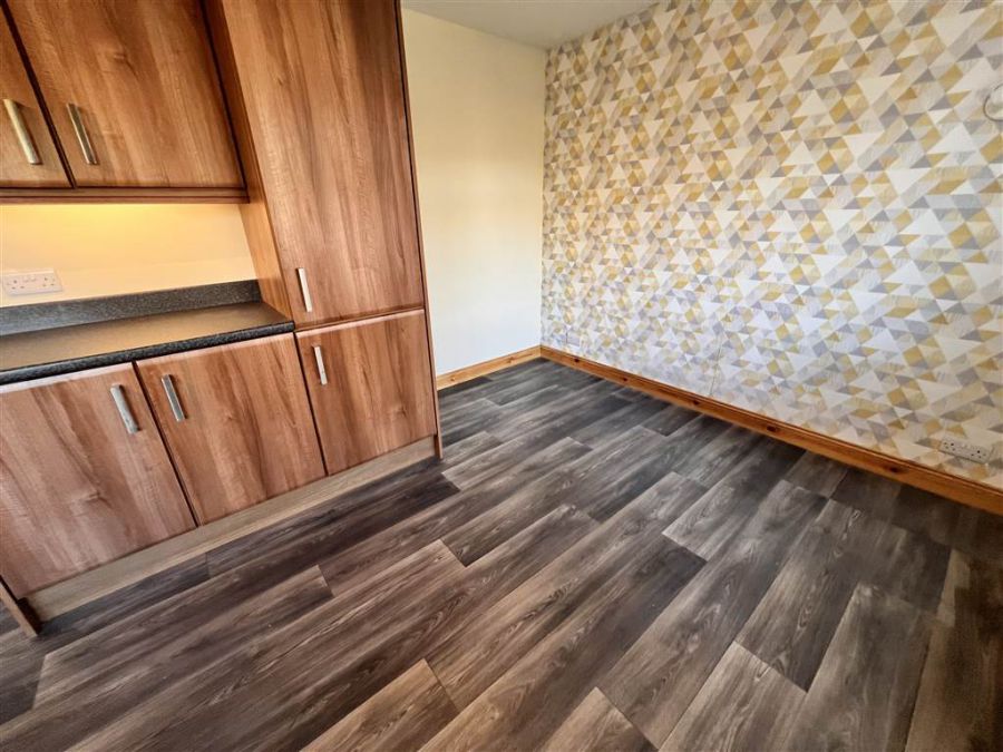 15 Beechdene Crescent 15 Beechdene Crescent