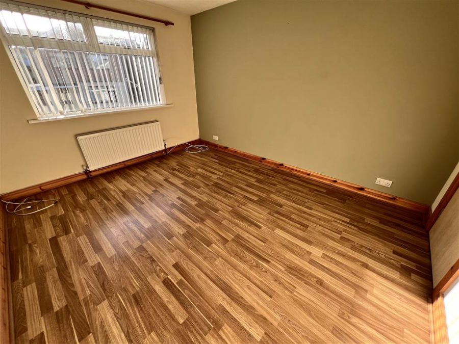 15 Beechdene Crescent