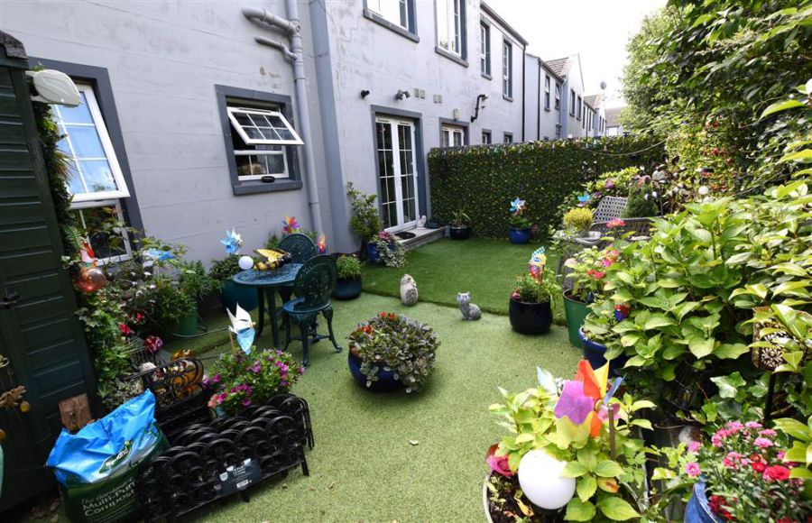 21 South Street Mews