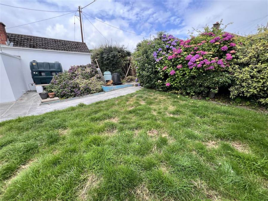 5 Alpine Road
