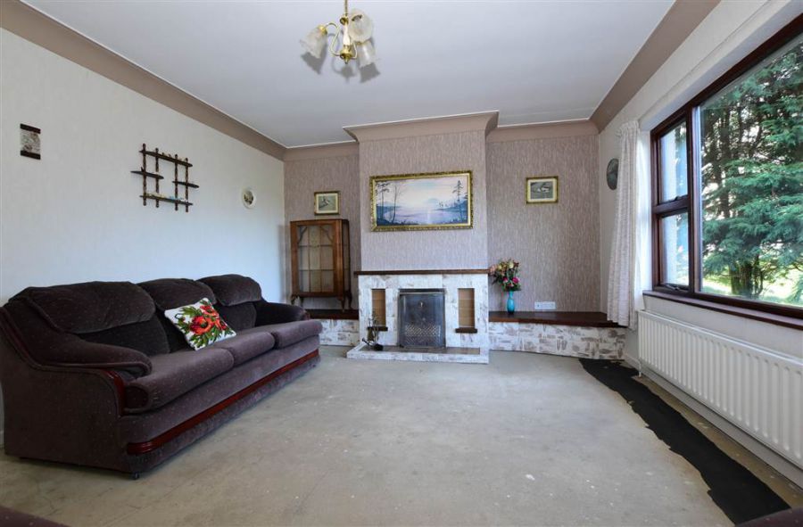 Bungalow with c. 20.5 acres, 71 Saintfield Road