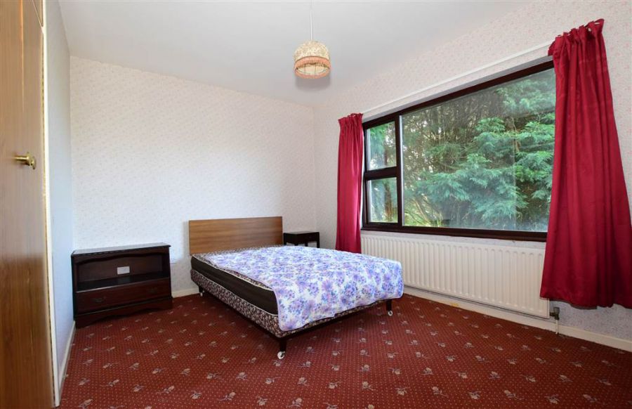 Bungalow with c. 20.5 acres, 71 Saintfield Road