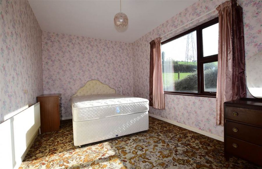 Bungalow with c. 20.5 acres, 71 Saintfield Road