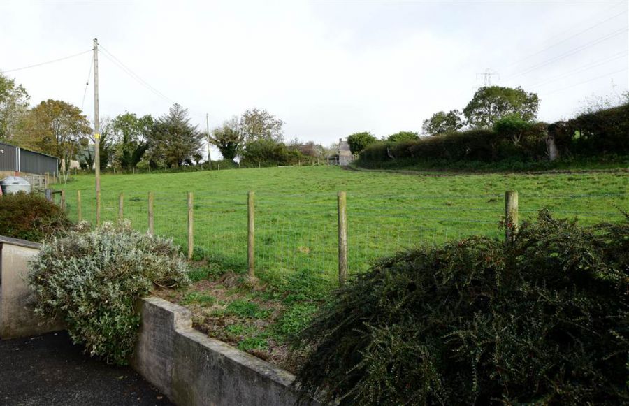 Bungalow with c. 20.5 acres, 71 Saintfield Road