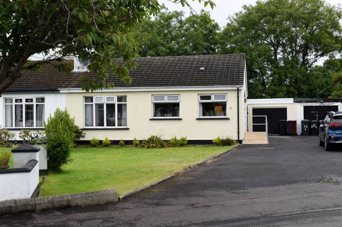 17 Lansdowne Gardens, newtownards, BT23 4QW